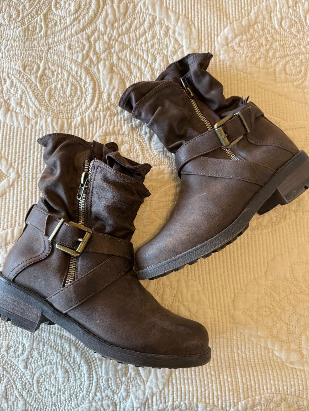 TORRID brown ankle boots with a cool slouchy design. Size 9